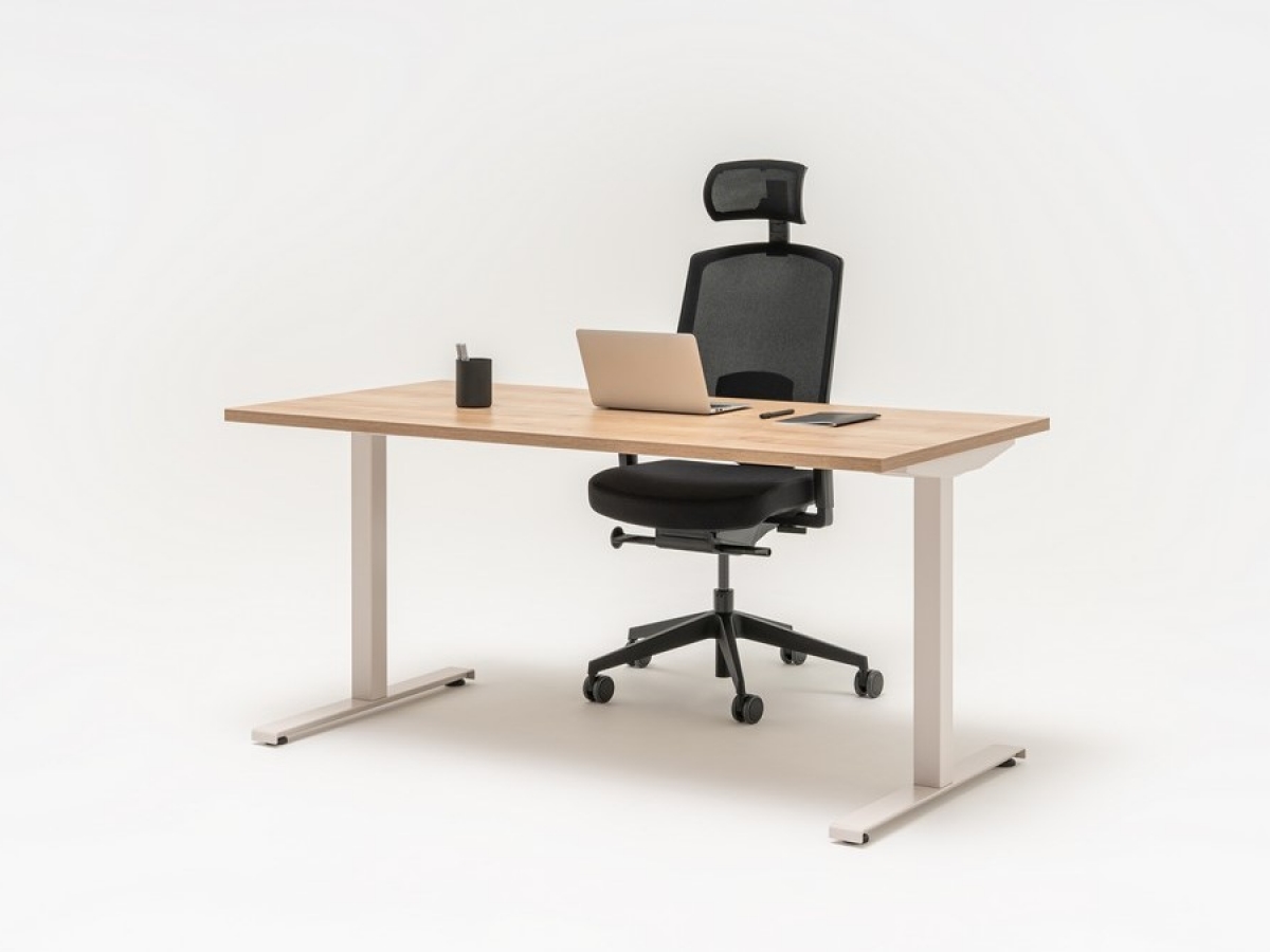 Bureau opératif simple et fonctionnel - OGI T - design élégant et personnalisable avec plateau mélaminé et système de gestion des câbles_2