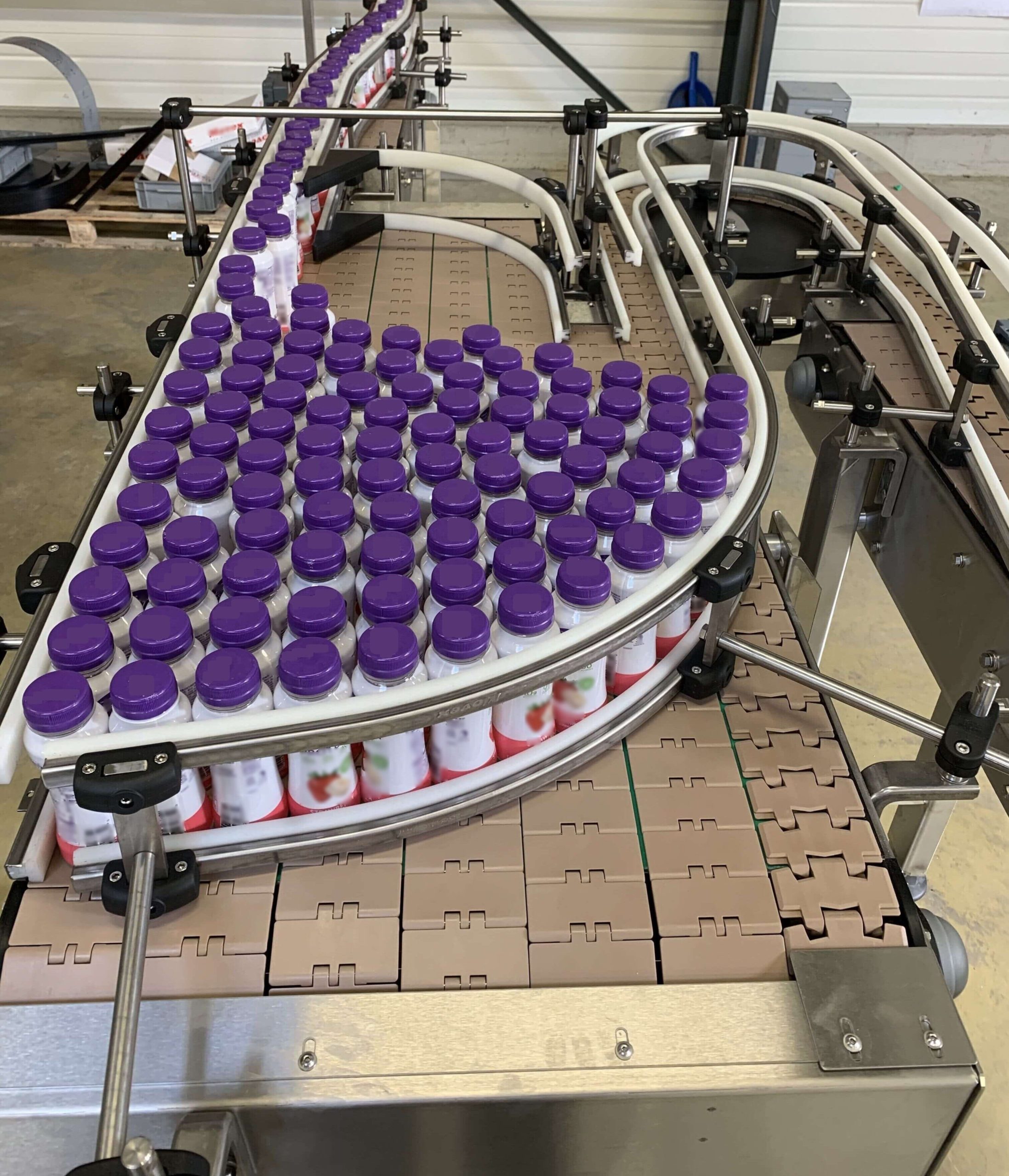 Accumulateur à recirculation par voies latérales en fonctionnement à sens opposés évitant la saturation en sortie_2