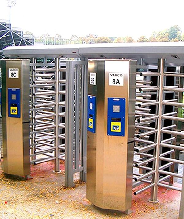 Tourniquet pleine hauteur TR 129 - double accès - structure robuste en acier galvanisé et inox - Saima_2