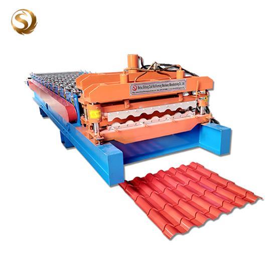 Machine pour fabrication de tuiles en acier avec belle finition et haute résistance