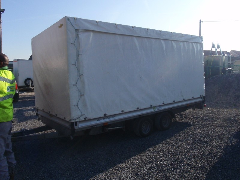 Remorque plateau Humbaur HT 255124 - 2 essieux, ridelles alu et roues dessous_2