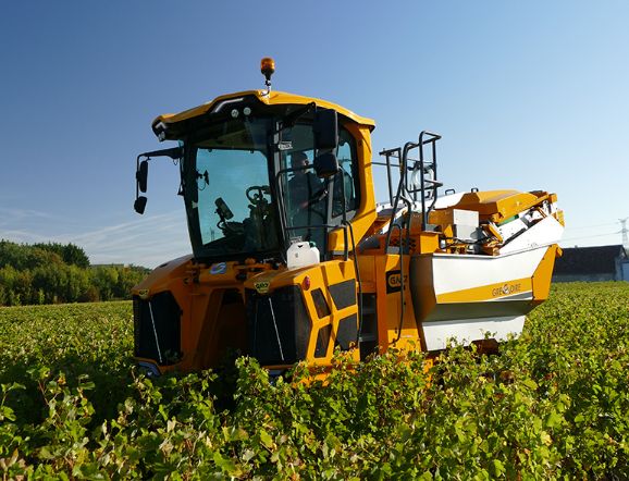 G10.330 machine à vendanger - gregoire - de 2,50m à 3,10m de hauteur sous châssis_2