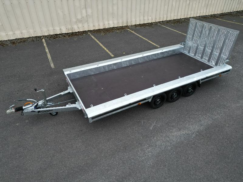 GTM 4m80 x 1m80 Gooseneck porte engin 3 x essieux 1350 kg_2