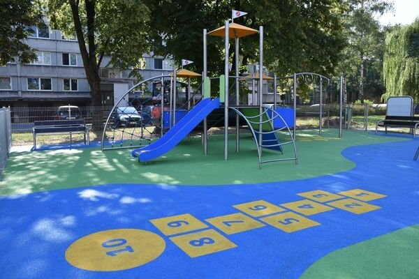 Jeu multi tours en acier inoxydable - Aire de jeux conforme EN1176 - Référence BT11023_2