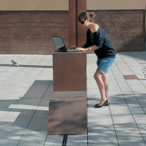 Banc public en bois moderne - EUDALD III par Comas-Pont Architectes - très grande taille, polyvalent, acier corten_2
