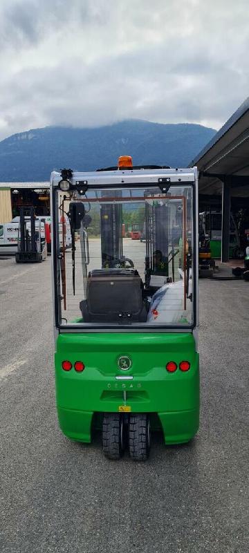 Chariot élévateur électrique CESAB B316 E000986 - disponible en occasion et en location de courte à longue durée_2