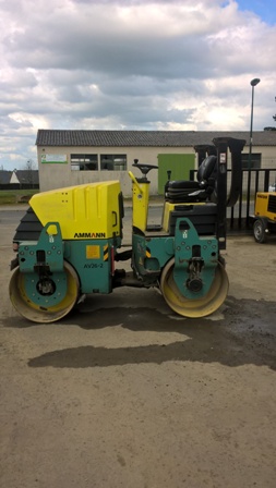 Rouleau compacteur vibrant ammann av26-2_2