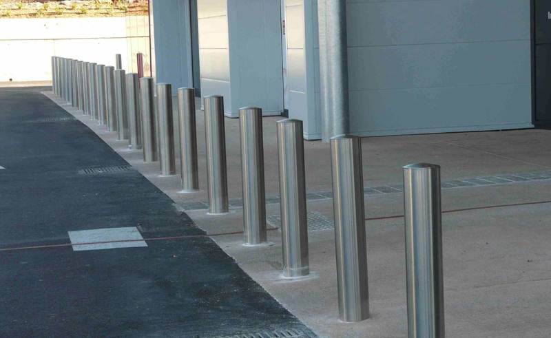 Borne toscane tete bombee amovible par cle triangle de 11_2