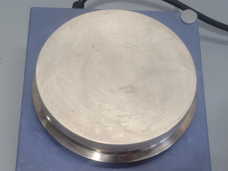 Agitateur magnétique avec plaque chauffante RCT Basic_2