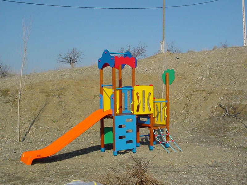 Ge-2425 - Structure de jeux combinée Jolas - 225 kg - Dimensions 4,40 x 1,50 x 2,94 m_2