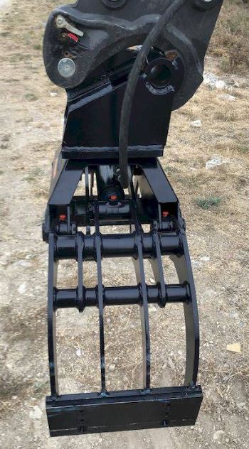 Pinces de tri pour mini pelle 2t5 3 tonnes - fabrication Hardox - acier haute résistance_2