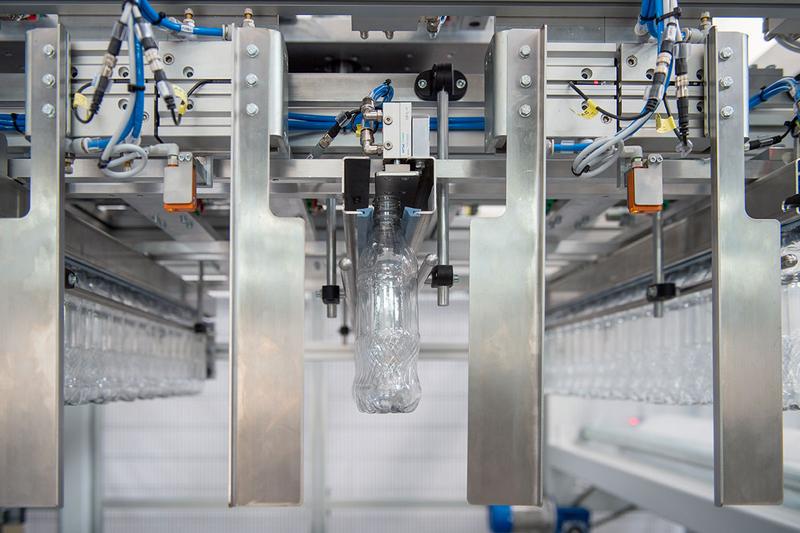 Ensacheuse auto haute vitesse - conditionnement flacons thermoplastique en ldpe préformé_2