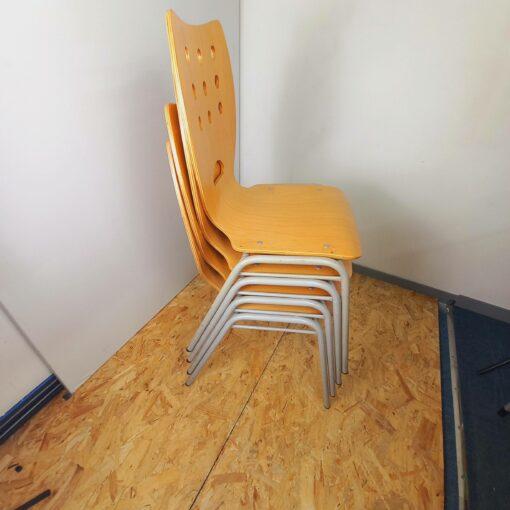 Chaise de collectivité d'occasion - coque hêtre vernis naturel - empilable par 6 - structure tubulaire_2