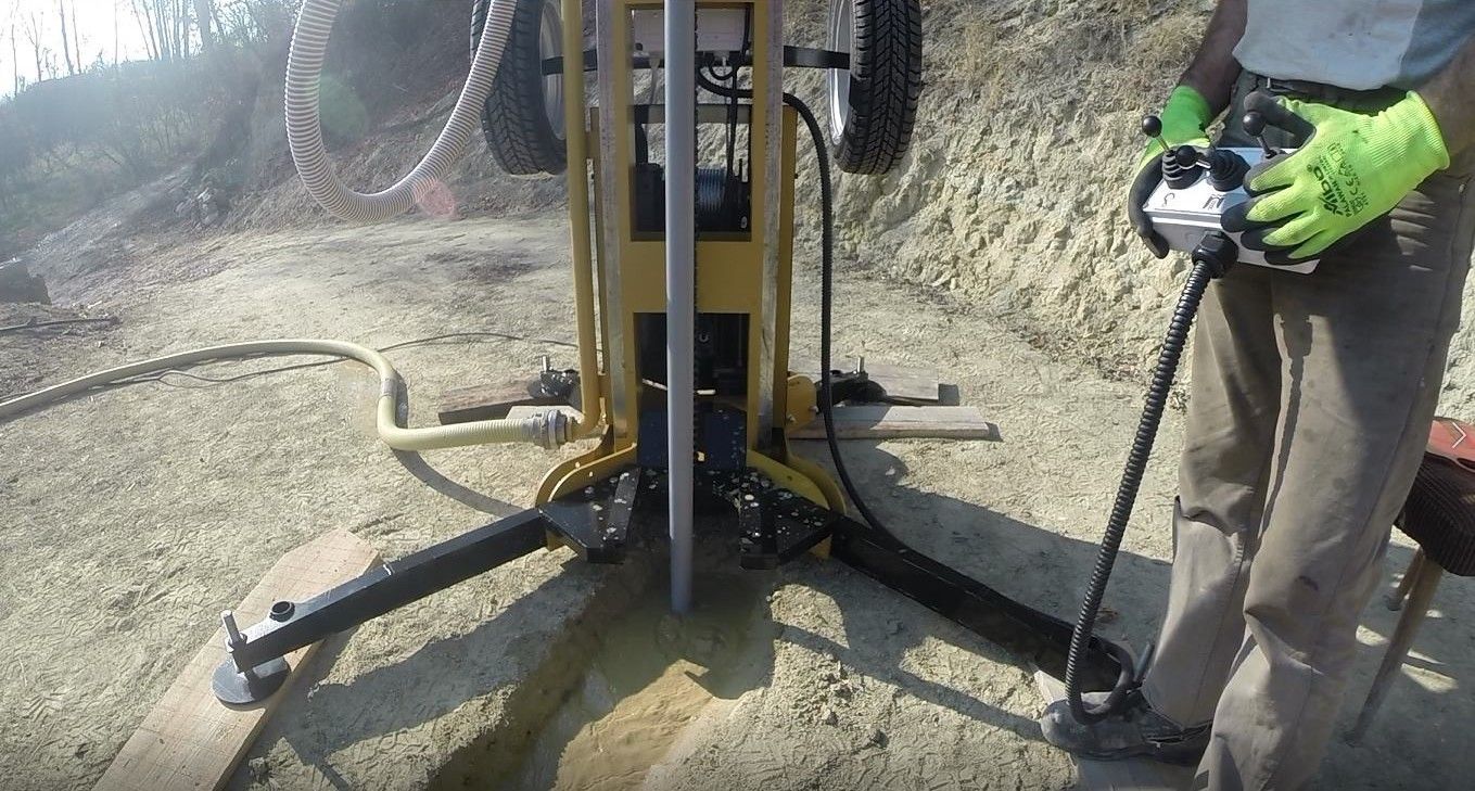 Foreuse compact mobile_2