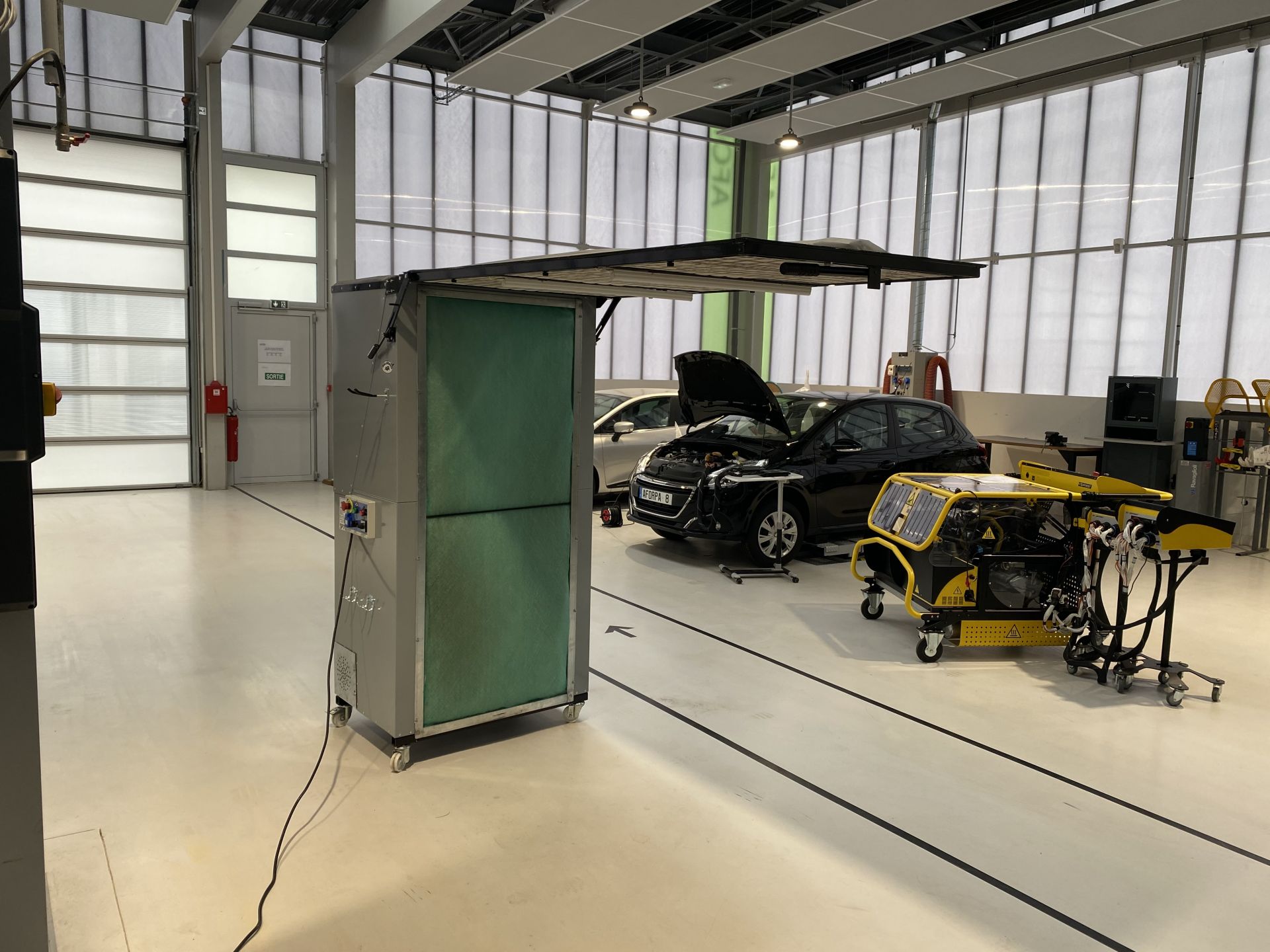 Station de peinture mobile et compacte SP700