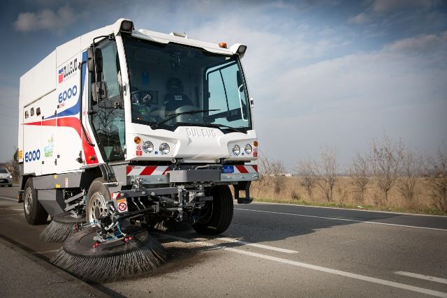6000 CNG - Balayeuse de voirie Dulevo - 4.8 m3 - mécanique-aspirante au gaz méthane_2