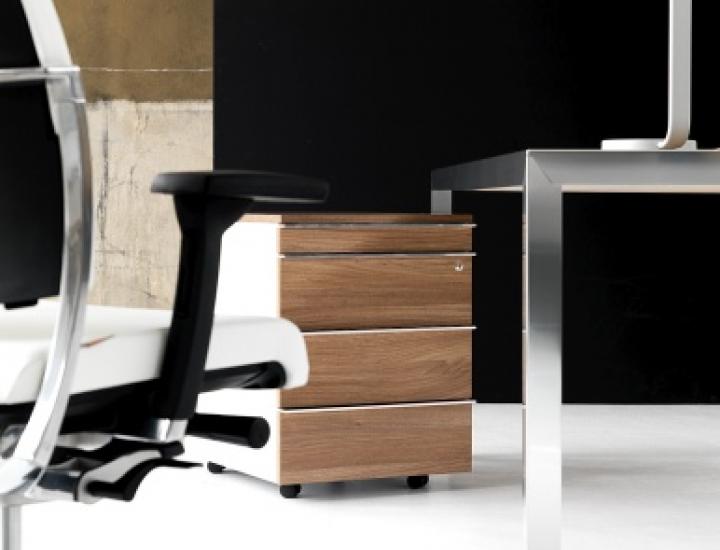 Bureau de direction FLY avec piètements en métal, l'élégance de la légèreté - Ref : V007_2