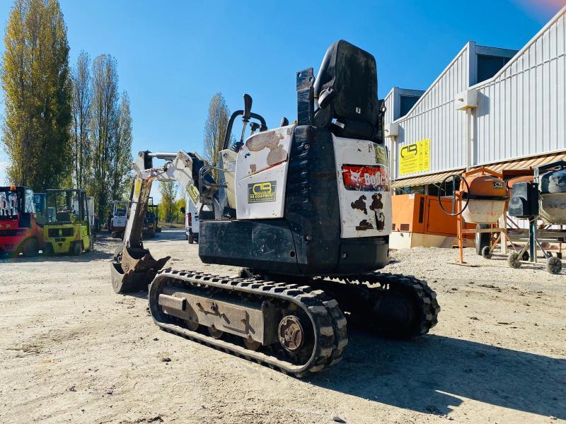 BOBCAT micro-pelle e08 1t_2