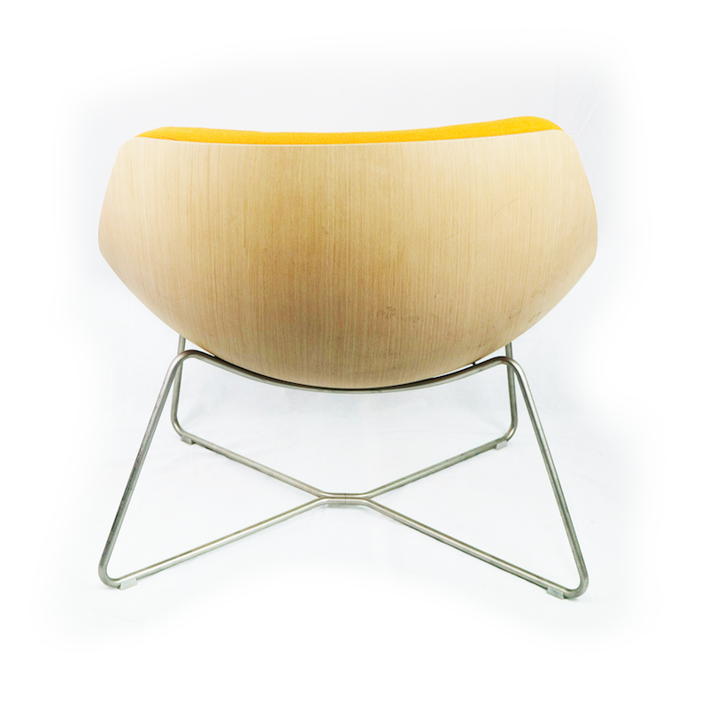 Chaise visiteur Lapalma AUKI d'occasion - lounge en mousse de polyuréthane ignifugée avec pieds en métal en base de croix - design et robuste_2