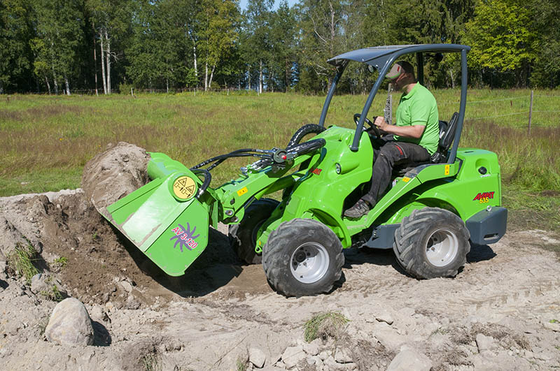 Godet cribleur Avant Tecno Oy réf. A36503 - 3 axes de criblage avec rouleaux Poly Star durables_2