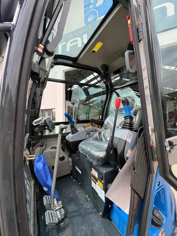 Mini-pelle RIPPA R32 3,2 tonnes avec cabine - moteur Kubota V1505_2