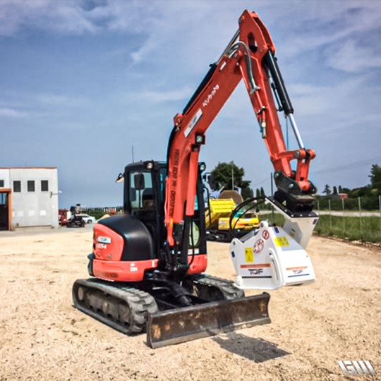 Équipement pour travaux de réfection de chaussée