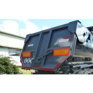 Benne travaux publics résistante et polyvalente avec acier Hardox®