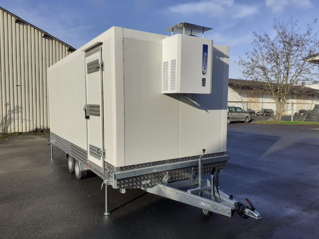 Remorque frigorifique double essieu 3000kg - RAPHA 23 - Dimensions intérieures 4m90 x 1m90 x 1m90_2