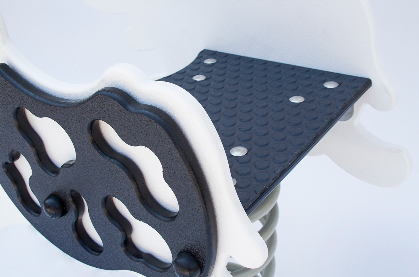 Jeu sur ressort VACA JFS12 - matériaux résistants certifiés EN1176_2