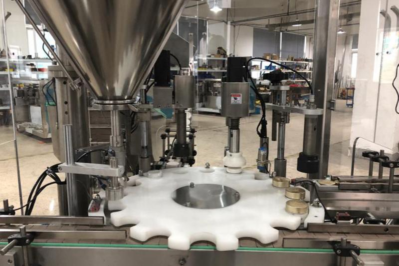Remplisseuse-boucheuse pour poudre - Zhonghuan Packaging Machinery Co., Ltd - Ligne de remplissage et capsulage avec contrôle par écran tactile_2