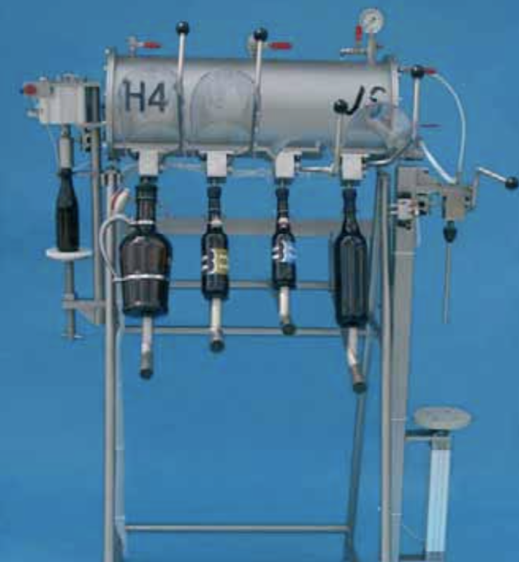 Équipement d'embouteillage semi-automatique pour petits brasseurs