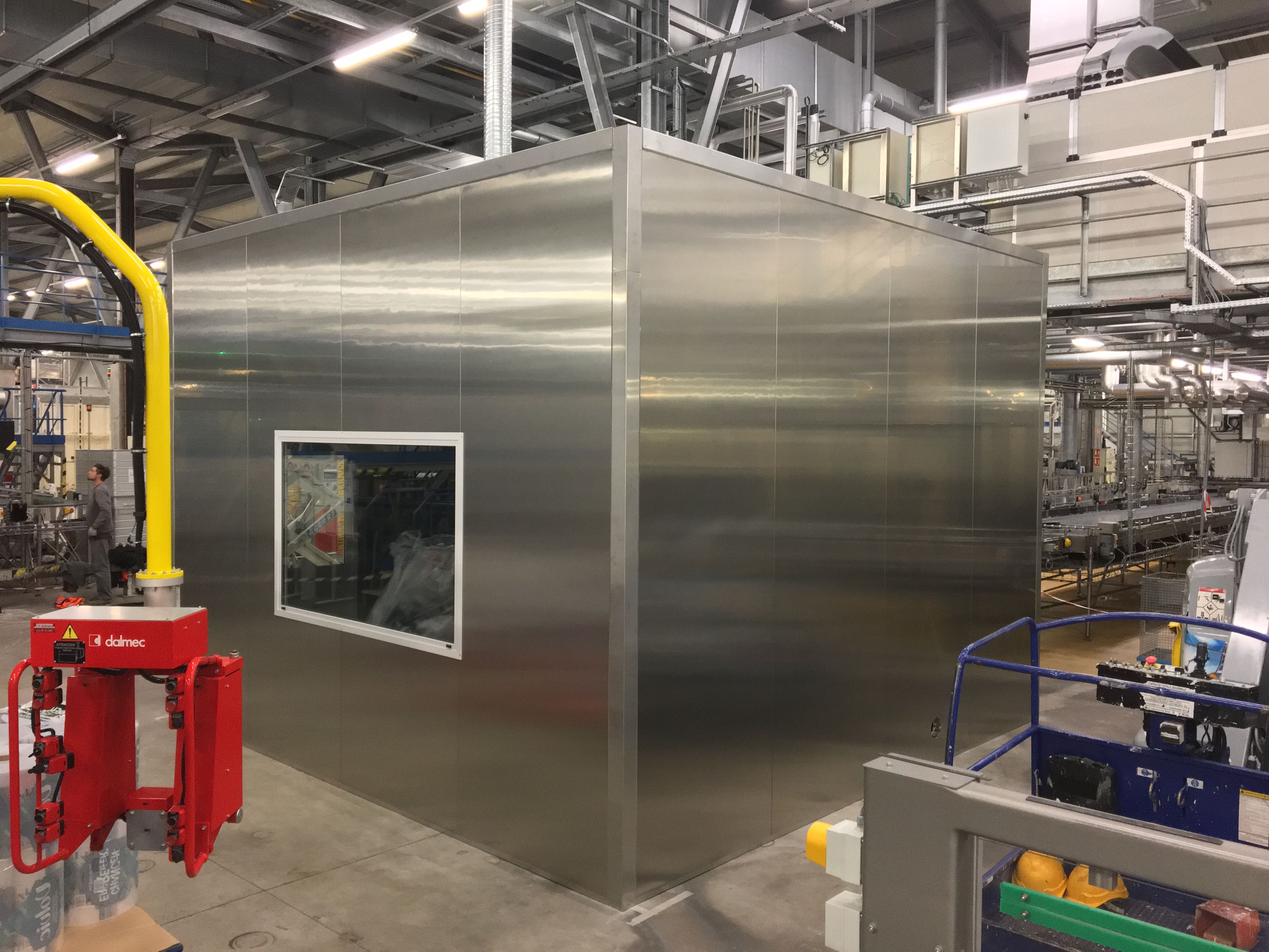 Construction modulaire ARMODULE - Bureaux, salles de réunion, vestiaires transportables et superposables_2