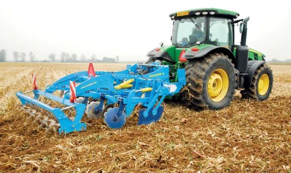 Digger - cultivateur agricole - Farmet a.S - largeur de travail 2900 à 3990 mm - ameublissement profond et faible résistance à la traction_2