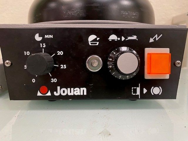 Centrifugeuse d'occasion pour laboratoire pharmaceutique jouan bb vvv - p2209-1886_2