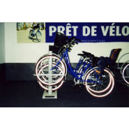 Longrine sur mesure fabriquée en France pour supports vélos