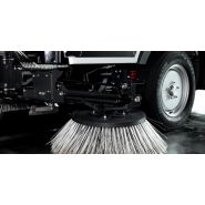 CityCat VS20 - Balayeuse compacte de voirie 3,5 t - Bucher Municipal - Cuve 2 m³ et maniabilité exceptionnelle_2