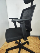 Linea Malice 01 PT - Fauteuil de Bureau Ergonomique avec Têtière Réglable - Occasion - Base en Métal Chromé et Roulettes Souples_2