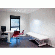 Solutions de cloisonnement modulaires pour bureaux et circulations