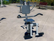 Urban Gym - Appareil de Fitness Extension des Genoux - Acier peint à la poudre - 0,8 x 0,71 x 0,89 m - Norme EN 16630_2