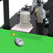 Aérogommeuse MINIGOM+ - Machines de décapage - AERONOV équipements - Capacité 8,5 litres - Pression réglable 0,5 à 8 bars_1