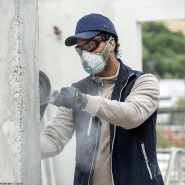 Lunette de protection hybride ULTIM8 - Bolle Safety - Monture bi-matière avec traitement Platinum_2