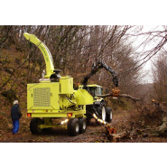 Broyeur de branches à 6 couteaux radiaux de 450 mm  - SUPER-PAIN 1300T option T sur essieu agricole_2