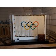 Vitrine d'exposition mannequin en plexiglas cristal_2