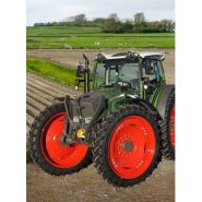 Tracteur enjambeur à transmission Vario sans paliers 0-40 km/h