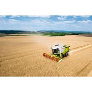 Moissonneuse-batteuse CLAAS avec moteur Mercedes-Benz 10,7 l