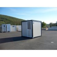 Bungalow sanitaire de chantier avec WC à l'anglaise, un urinoir, une douche et un lave main - SDU_2