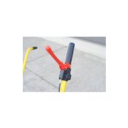 Lame à neige avec réglage mécanique de l'orientation