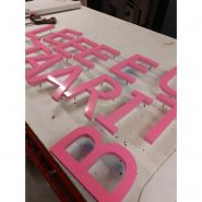 Kit-lettres-couleur - Lettrage 3D en relief - PVC découpé 10mm à 30mm - Avec gabarit de pose et fixation - Popdeco_2