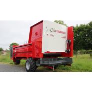 Pailleuse Galonnier pour bâtiments d'élevage avec gabarit ultra-compact