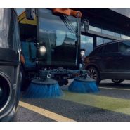 Balayeuse de voirie Urban-Sweeper S2.0 avec reconnaissance précise des objets